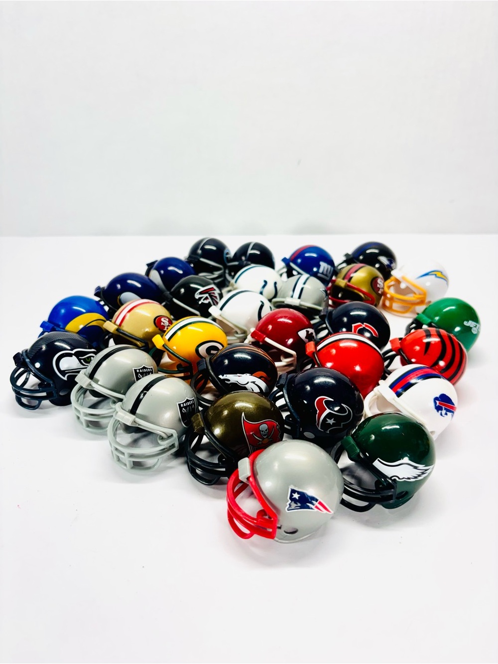 NFL Riddell Pocket Mini Pro Football Gridiron Display Lot 29  Some Duplicates
